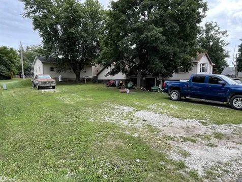 521 S 2nd Street Albia IA 52531