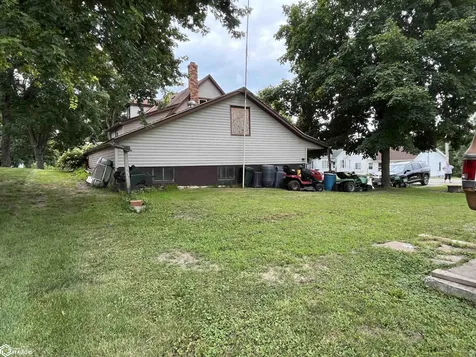 521 S 2nd Street Albia IA 52531