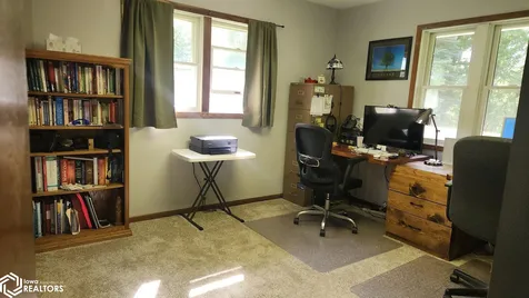 1787 Gilmore Avenue New Hampton IA 50659