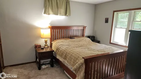 1787 Gilmore Avenue New Hampton IA 50659