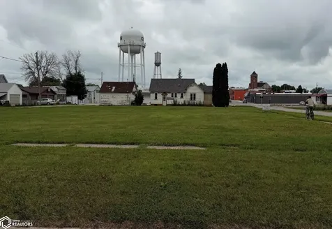 410 S Main Street Clarion IA 50525