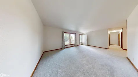 2378 Lilac Court Fairfield IA 52556