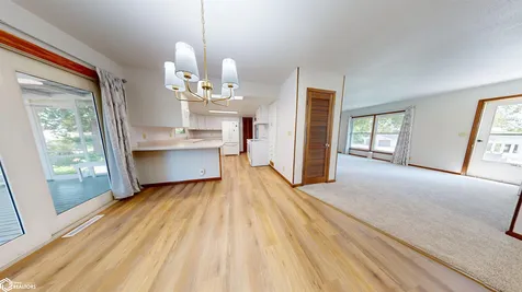 2378 Lilac Court Fairfield IA 52556