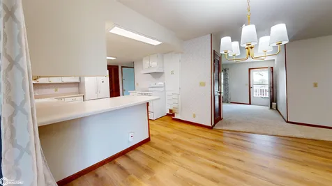 2378 Lilac Court Fairfield IA 52556