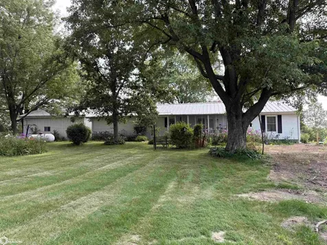 2378 Lilac Court Fairfield IA 52556