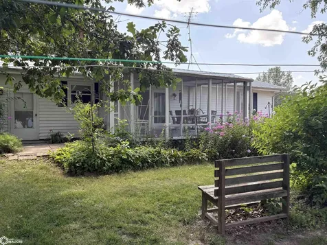 2378 Lilac Court Fairfield IA 52556