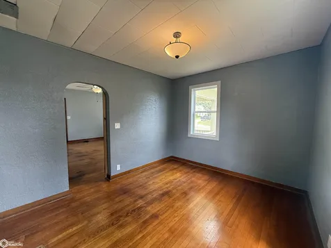 503 S Clinton Street Albia IA 52531