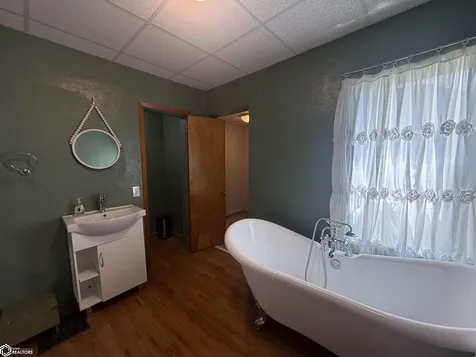 503 S Clinton Street Albia IA 52531