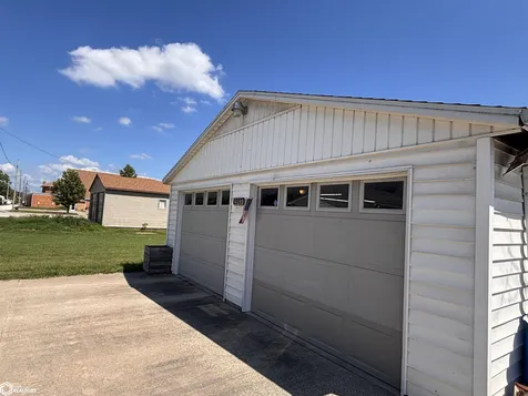 2917 Avenue L Fort Madison IA 52627