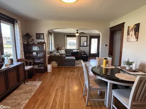 2917 Avenue L Fort Madison IA 52627