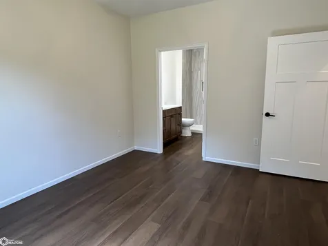 522 S 3rd Street Albia IA 52531