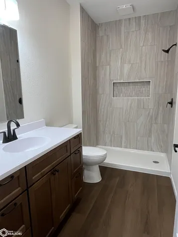 522 S 3rd Street Albia IA 52531