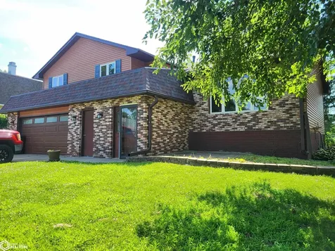 1911 Bailey Drive Marshalltown IA 50158
