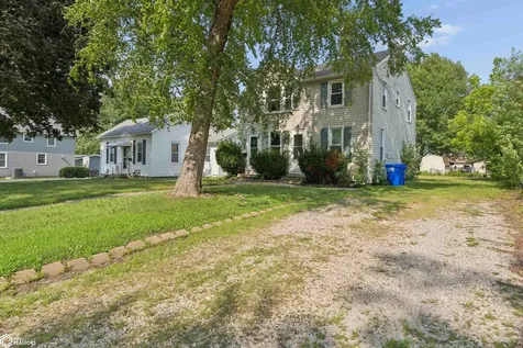 308 S 12th Street Clear Lake IA 50428