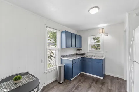 308 S 12th Street Clear Lake IA 50428