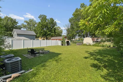 308 S 12th Street Clear Lake IA 50428