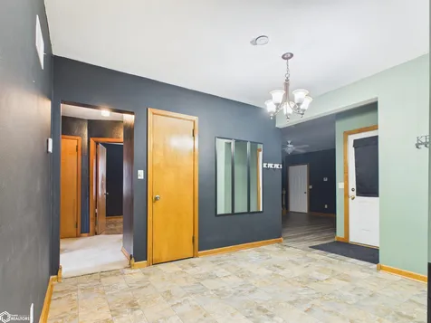 111 Rosenberger Avenue Oskaloosa IA 52577