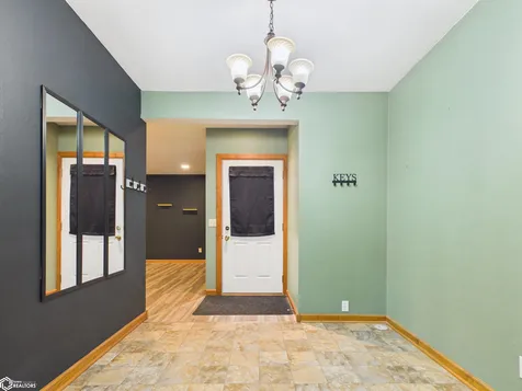 111 Rosenberger Avenue Oskaloosa IA 52577