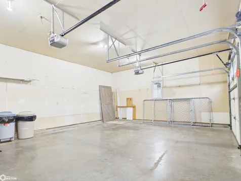 111 Rosenberger Avenue Oskaloosa IA 52577