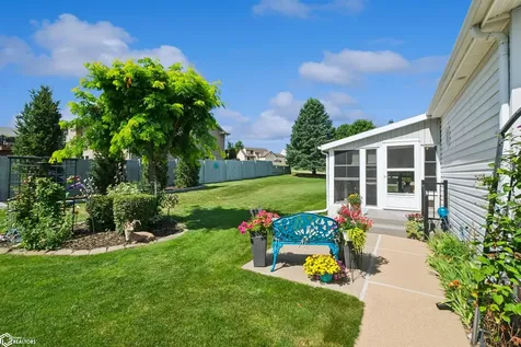 2714 Arnold Drive Marshalltown IA 50158