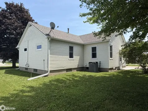 1429 Prince Street Grinnell IA 50112