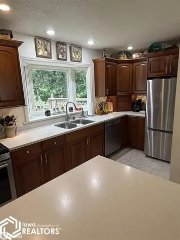3359 Country Club Lane Fort Madison IA 52627