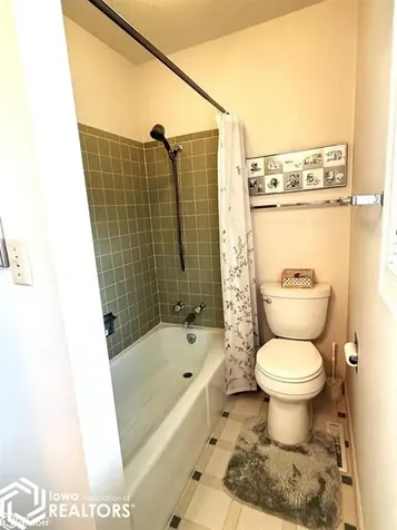 3359 Country Club Lane Fort Madison IA 52627