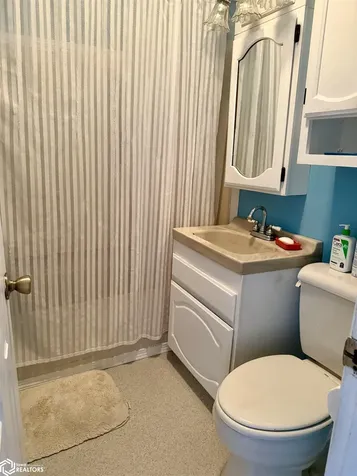 17 Asbury Circle Ottumwa IA 52501
