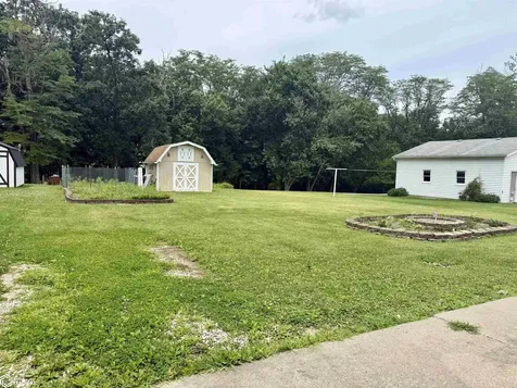 17 Asbury Circle Ottumwa IA 52501