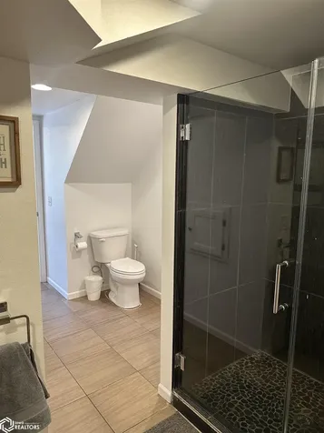 2212 Carbonado Road Oskaloosa IA 52577