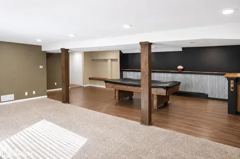 2212 Carbonado Road Oskaloosa IA 52577
