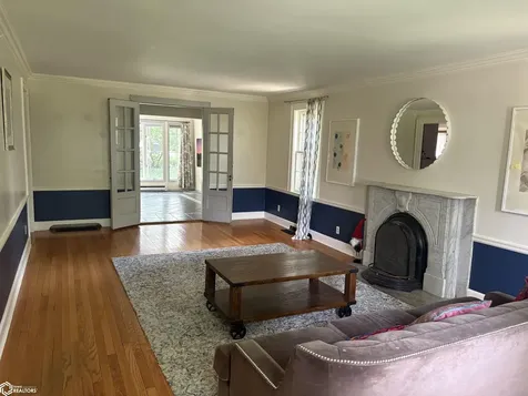 1002 E Burlington Avenue Fairfield IA 52556