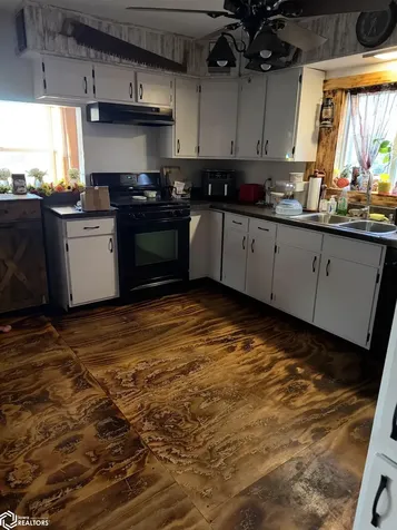 210 Johnston Street Gladbrook IA 50635
