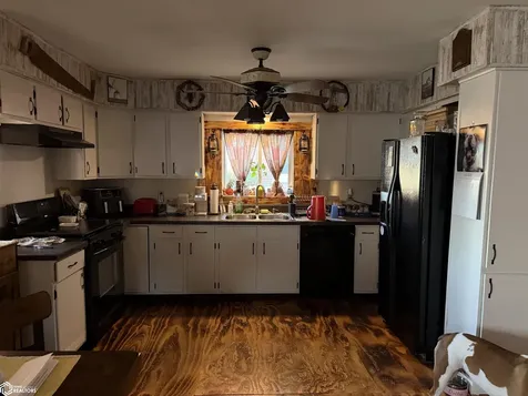 210 Johnston Street Gladbrook IA 50635