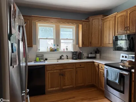 212 N 9th Street Oskaloosa IA 52577