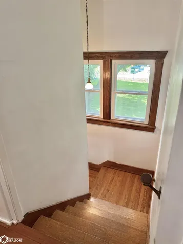 105 W Adams Avenue Fairfield IA 52556