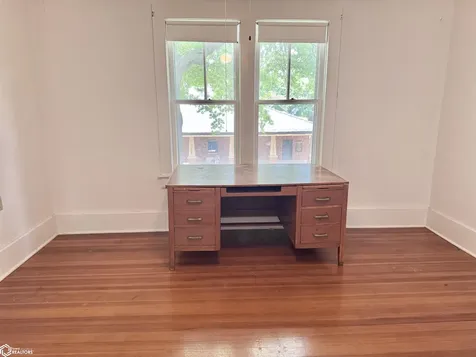105 W Adams Avenue Fairfield IA 52556