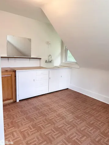 105 W Adams Avenue Fairfield IA 52556