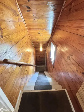 105 W Adams Avenue Fairfield IA 52556