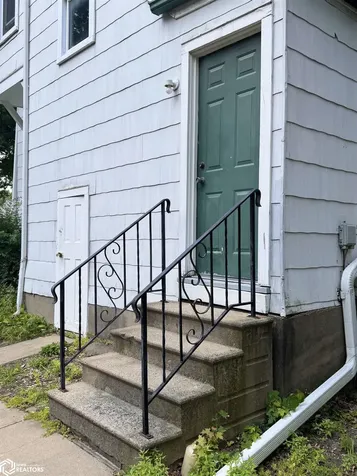 105 W Adams Avenue Fairfield IA 52556