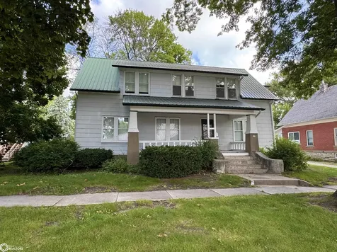 105 W Adams Avenue Fairfield IA 52556