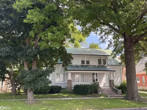 105 W Adams Avenue Fairfield IA 52556