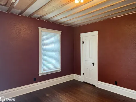 3508 K Avenue Tama IA 52339