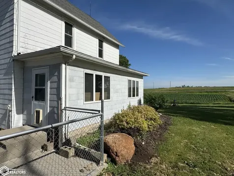 3508 K Avenue Tama IA 52339