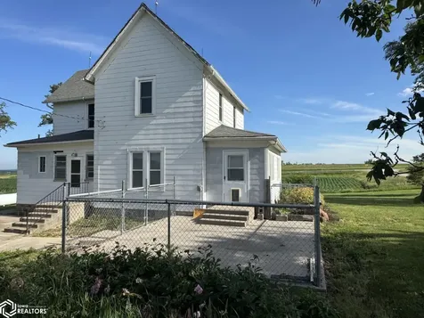 3508 K Avenue Tama IA 52339