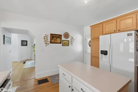 525 S Marion Avenue Washington IA 52353