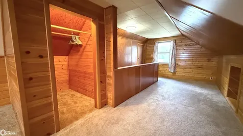 526 12th Street Mason City IA 50401