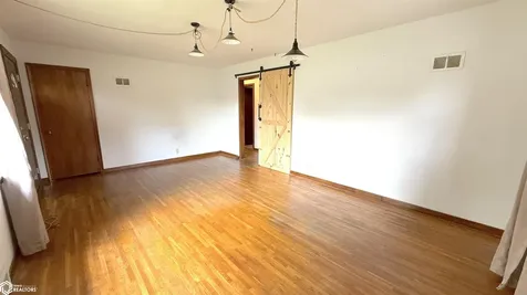 526 12th Street Mason City IA 50401