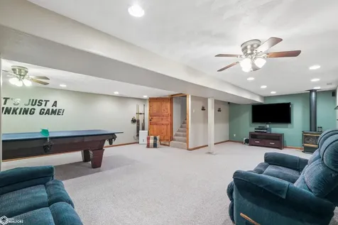 1966 Wallace Avenue Marshalltown IA 50158