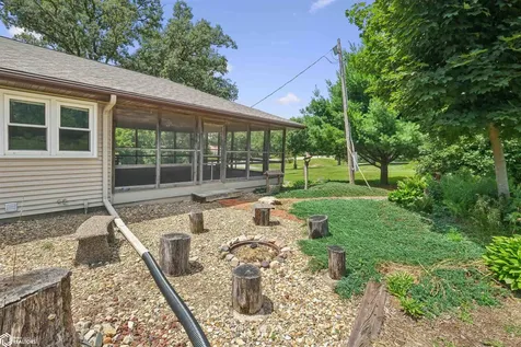 1966 Wallace Avenue Marshalltown IA 50158